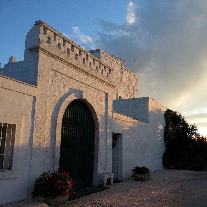 Masseria Boezio Ostuni Bed & Breakfast Torre Santa Sabina Exterior photo