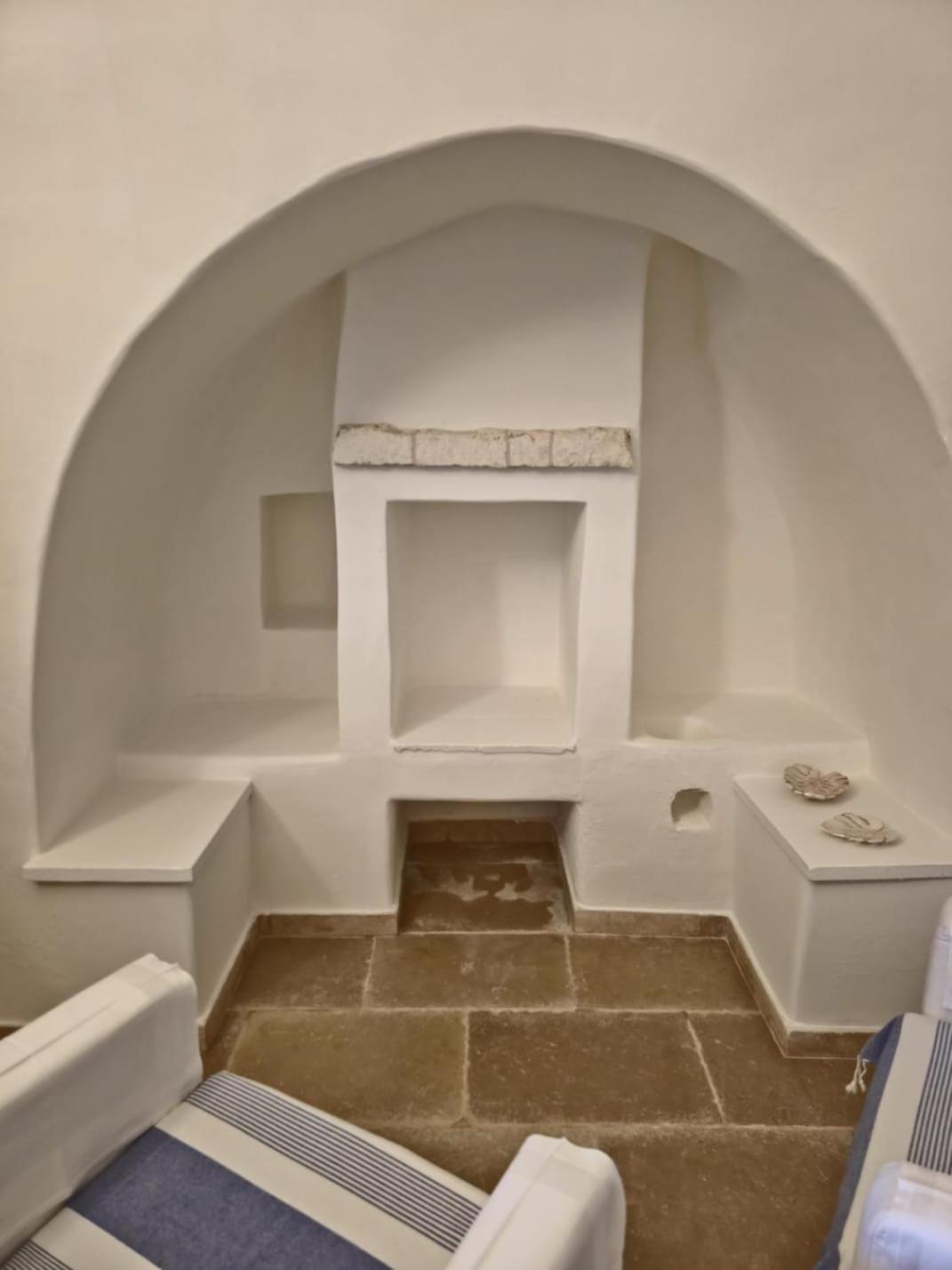 Masseria Boezio Ostuni Bed & Breakfast Torre Santa Sabina Exterior photo